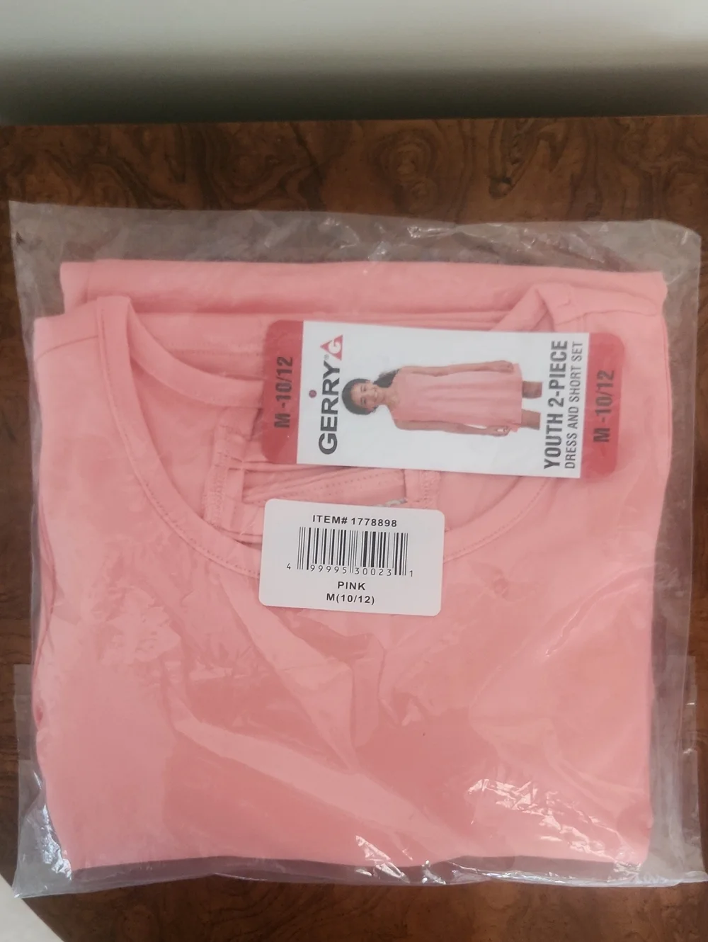2-PIECE Matching SET! NEW -  Dress & Matching Shorts Set. Sealed Package! Sporty